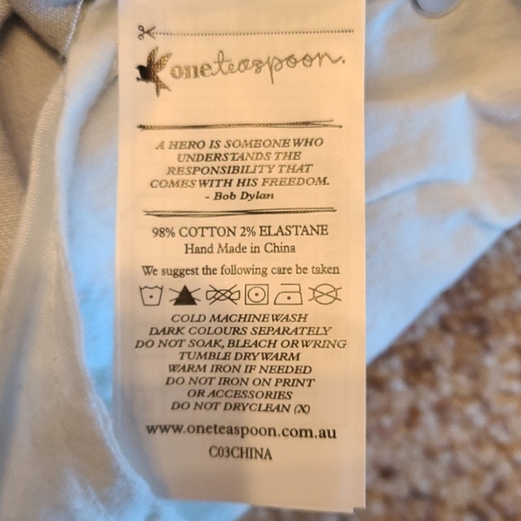 ⬇️ One Teaspoon NWOT Runaways drop crotch jeans - Picture 16 of 16